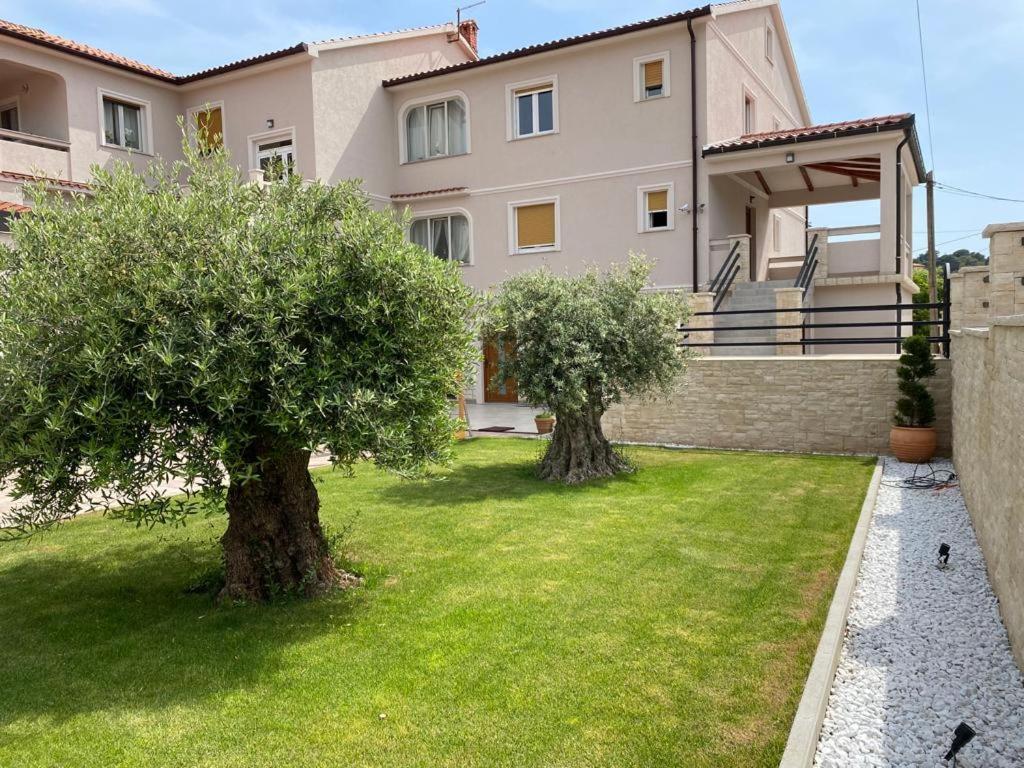 Mare Amor Rab Palit Exterior foto